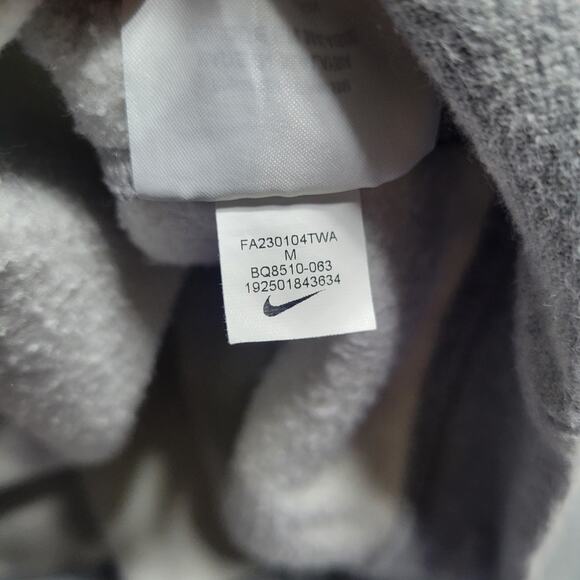 Oregon Ducks Nike Gray "OREGON" Wordmark Crewneck Sweatshirt Size MEDIUM - Picture 6 of 7